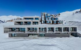 فندق كوادروم